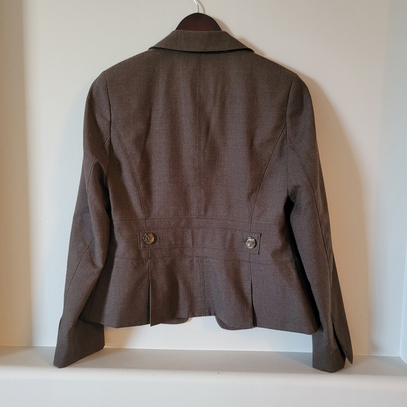 Ann Taylor suit. Size 4P. Brown. - Picture 7 of 7